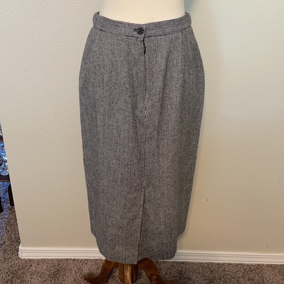Vintage Christy Hall wool blend pencil skirt - Picture 5 of 13